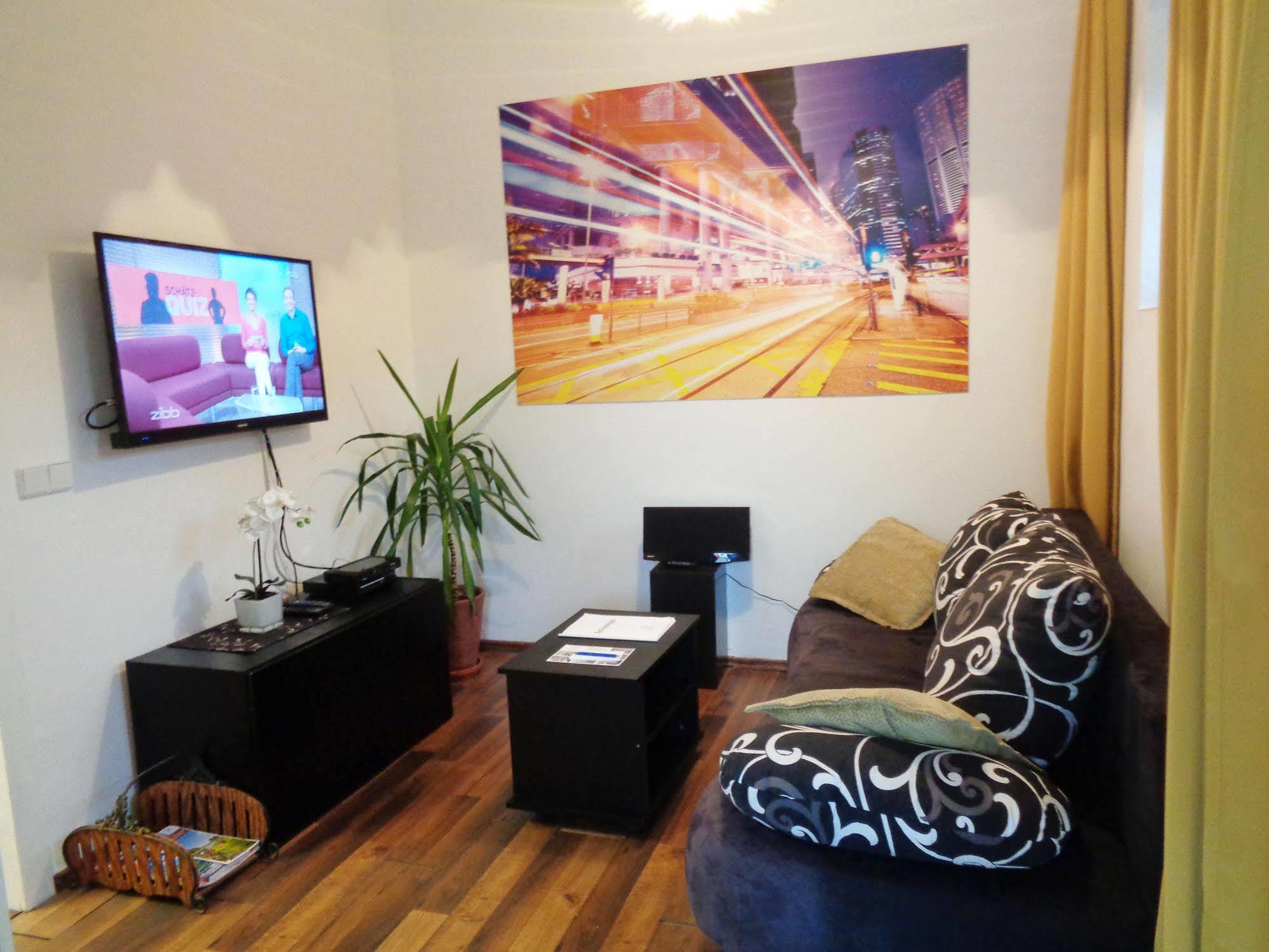 Eimersleben Hotel Apartment Puell מראה חיצוני תמונה