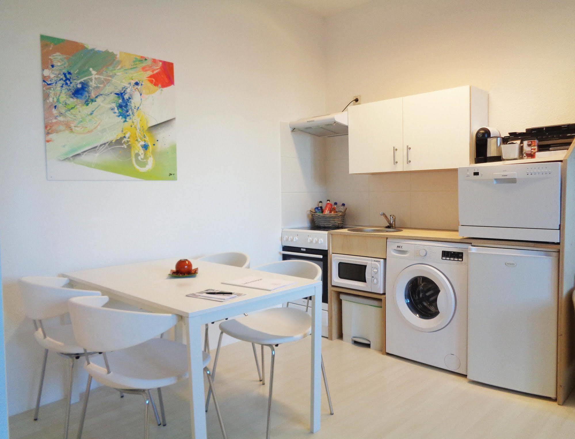 Eimersleben Hotel Apartment Puell מראה חיצוני תמונה