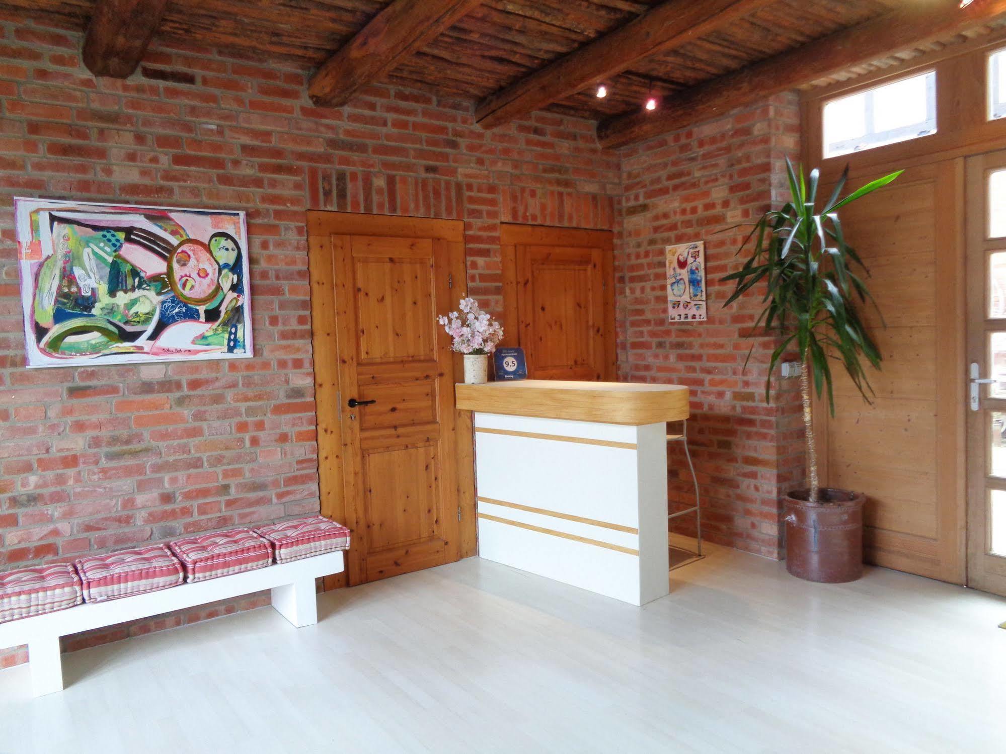 Eimersleben Hotel Apartment Puell מראה חיצוני תמונה
