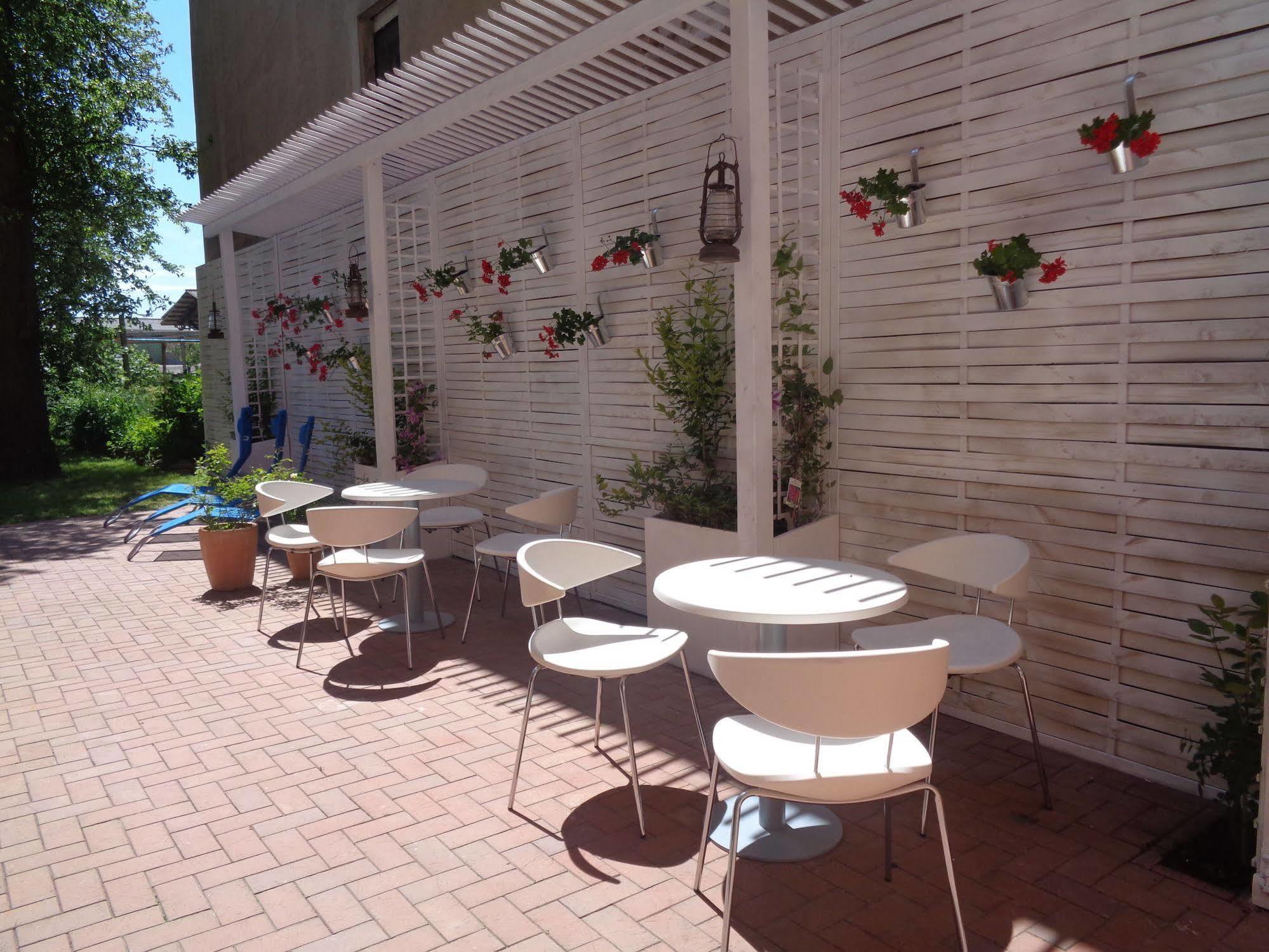 Eimersleben Hotel Apartment Puell מראה חיצוני תמונה